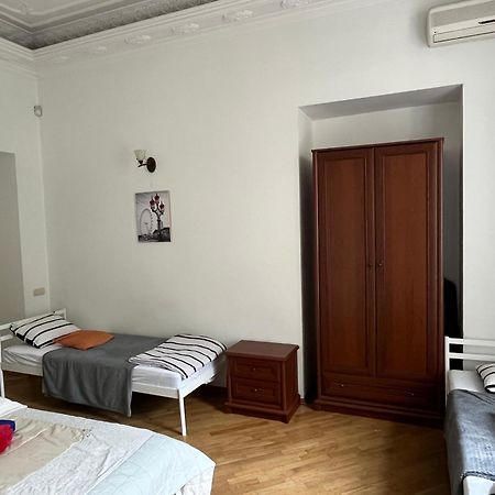 Центрум Апартаментс Lwów Zewnętrze zdjęcie